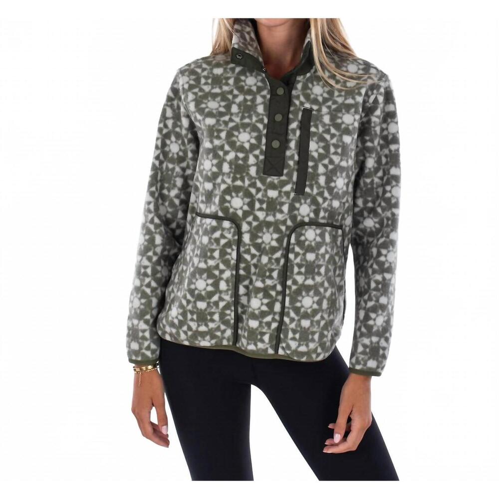 NEW JETTY women's juniper fleece top in olive
